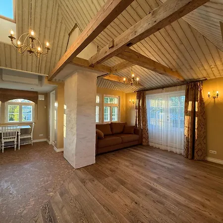 Kooli 7 - Ii Floor Sea View With Balcony In Old Town * Haapsalu