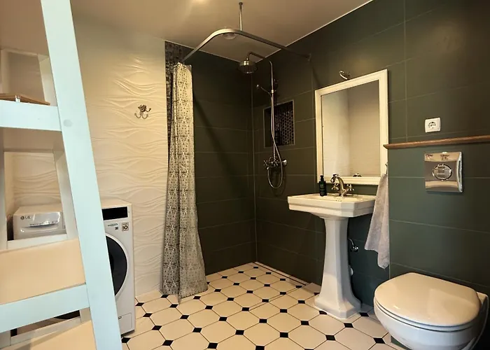 Kooli 7 - Ii Floor Sea View With Balcony In Old Town 아파트