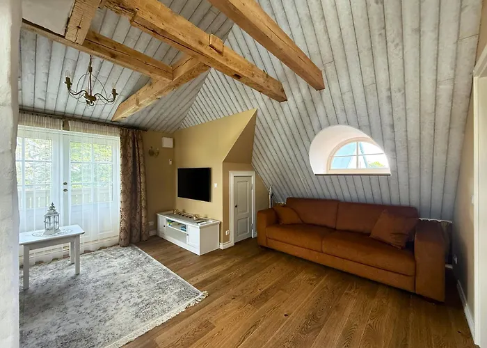 شقة Kooli 7 - Ii Floor Sea View With Balcony In Old Town